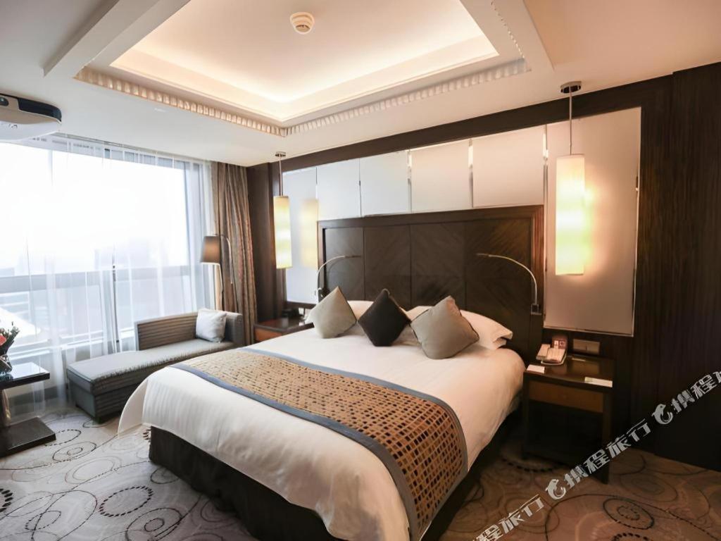 แกรนด์ โซลุกซ์ ซองยู โฮเต็ล Hotel เซี่ยงไฮ้ ภายนอก รูปภาพ